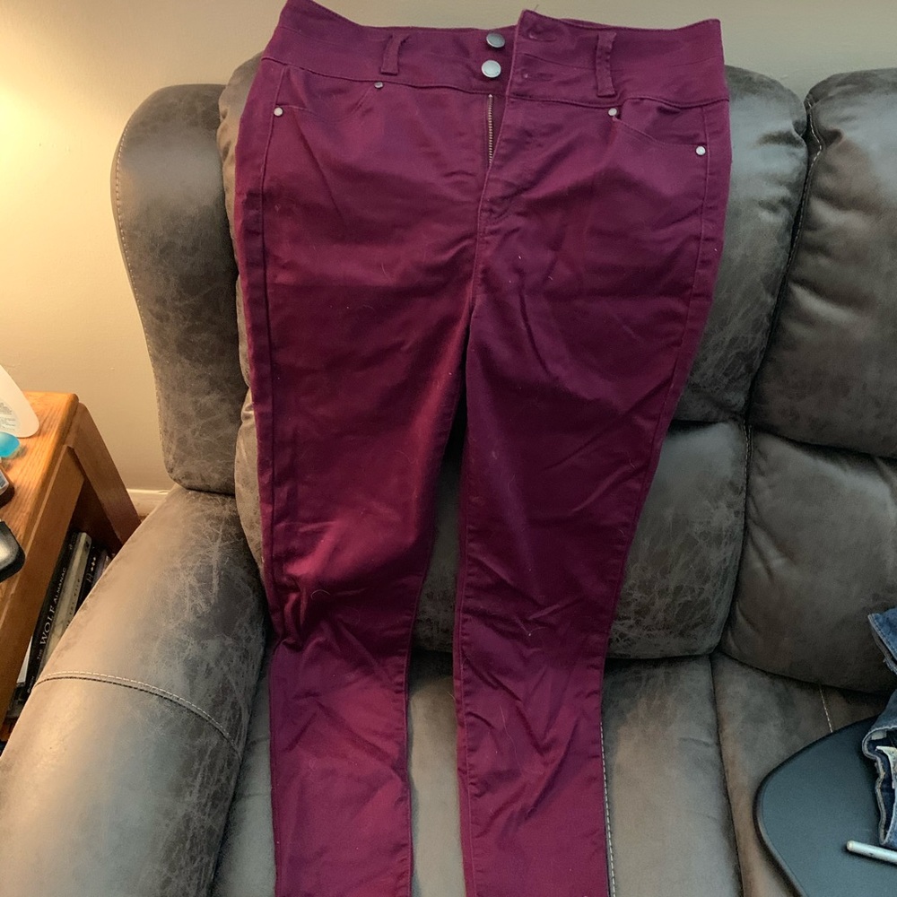 Tinseltown Burgundy Pants